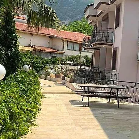 Efendi Hotel 3*